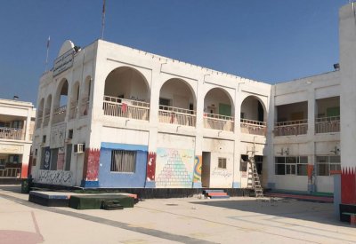 مدرسة عمر بن الخطاب تحت التأهيل