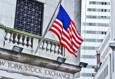 بأقل من المتوقع.. الاقتصاد الأميركي ينمو 2.1% بالربع الثاني