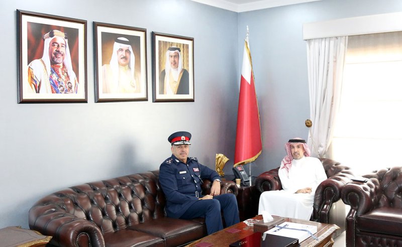 راشد بن عبدالرحمن يستقبل مدير عام شرطة العاصمة