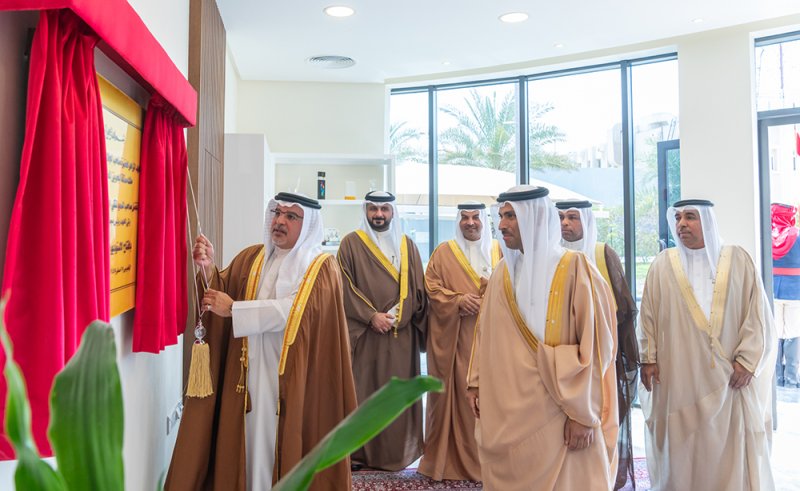 نائب جلالة الملك ولي العهد يدشن الاستوديو الرئيسي لمركز الأخبار بتلفزيون البحرين ومبنى استوديوهات الإذاعات الخاصة