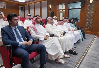 السفارة الأميركية تقدم محاضرة آلية التحول من المكتبات التقليدية إلى الرقمية