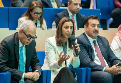 طاولة مستديرة تناقش تعزيز دور القطاع المالي في تسريع وتيرة تحقيق أهداف التنمية المستدامة