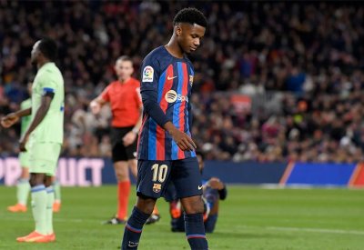 نجم برشلونة "الصغير" إلى الدوري الإنجليزي