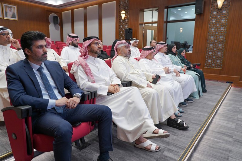 السفارة الأميركية تقدم محاضرة آلية التحول من المكتبات التقليدية إلى الرقمية