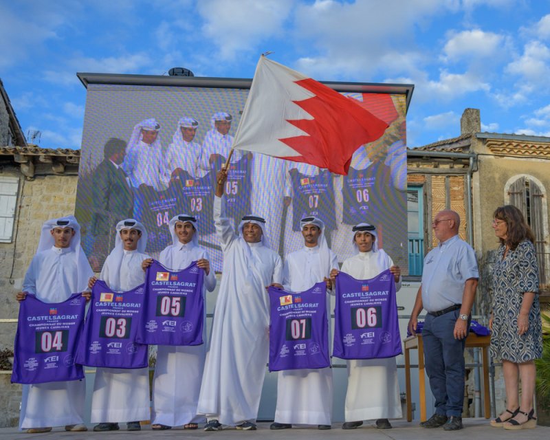 5 فرسان يحملون راية الفريق الملكي للقدرة اليوم في بطولة العالم للناشئين والشباب بفرنسا