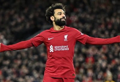 5 أيام قبل الحسم.. "عرض تاريخي جديد" لصلاح والاتحاد متفائل