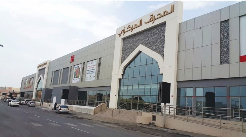 الوزير المبارك: دراسة البدائل والخيارات لعمل مرافق صحية بالمحرق