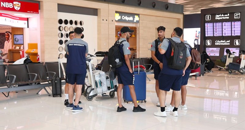 فريق الجامعة الخليجية لكرة القدم يعسكر ببريطانيا