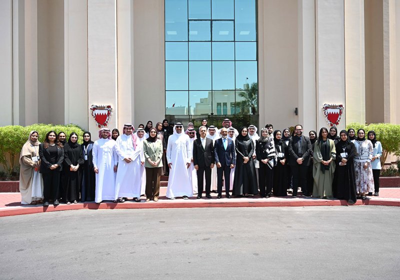 أعضاء "الشورى" يشاركون في حوارات الطاولة المستديرة مع 30 شاب وشابة ضمن برنامج "الشاب البرلماني 2023"
