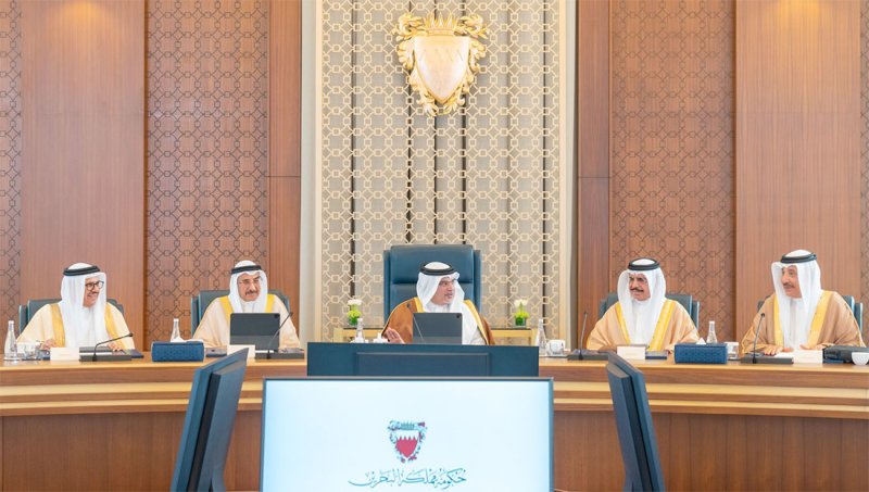 صاحب السمو الملكي الأمير سلمان بن حمد آل خليفة نائب جلالة الملك ولي العهد يترأس جلسة مجلس الوزراء