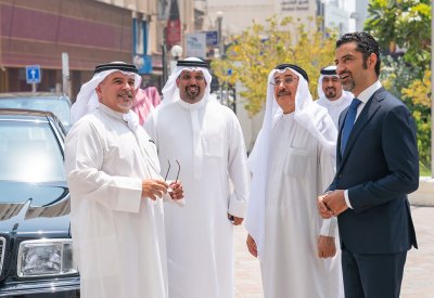 سمو ولي العهد رئيس مجلس الوزراء يطلع على مشروع ترميم مبنى البلديات