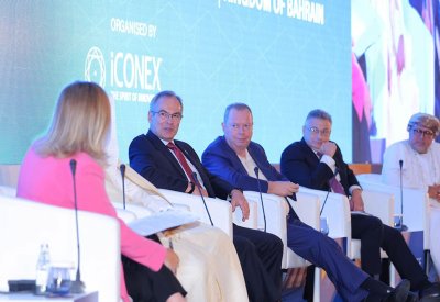 مارك توماس: تسريع التحول في مجال الطاقة ركيزة أساسية في تحقيق التنمية الاقتصادية والاستدامة