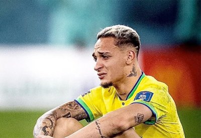 لا تأتي فرادى.. مان يونايتد على خط أزمة أنتوني وصديقته