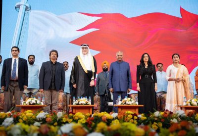 وكيل وزارة الخارجية للشؤون القنصلية والإدارية يحضر احتفالات سري نارايانا جورو جايانثي الـ 169