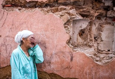 حصيلة زلزال المغرب العنيف تتخطى الـ1000 قتيل.. والمئات تحت الأنقاض