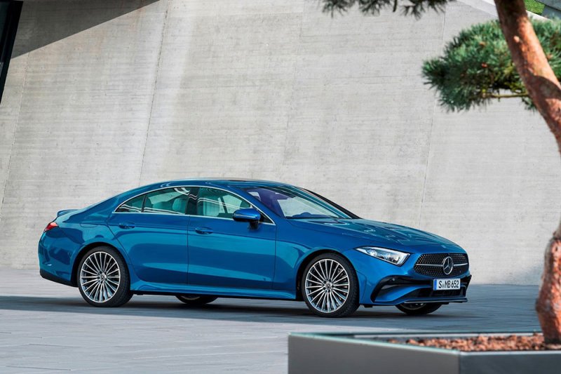 مرسيدس CLS 2023 الفاخرة والجريئة!