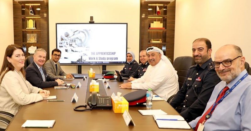 وكيل وزارة الداخلية يستقبل الرئيس التنفيذي لكلية بوليتكنك البحرين