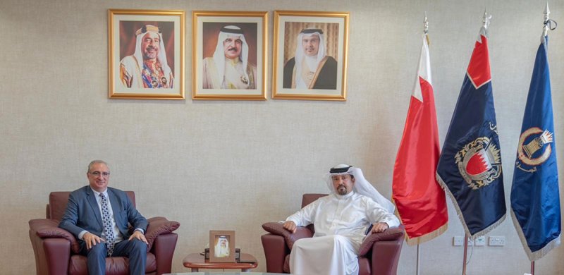 رئيس الجمارك يبحث أوجه التعاون مع سفير دولة إسرائيل لدى البحرين
