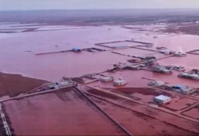 وزير ليبي: رُبع مدينة درنة اختفى والجثث في كل مكان