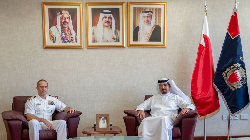 رئيس الجمارك يستقبل قائد نشاط دعم البحرية الأمريكية‎
