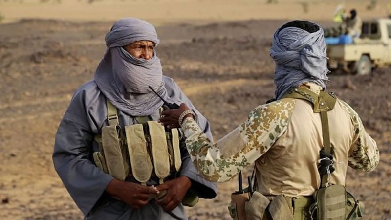 مسلحو أزواد يعلنون السيطرة على مدينة استراتيجية في مالي