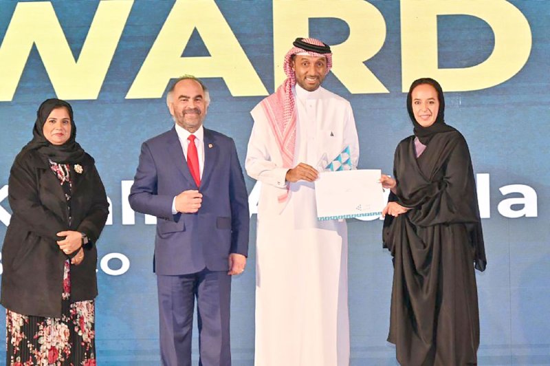 “إنجاز البحرين” تكرم الشركاء والمتطوعين المتميزين في الحفل السنوي