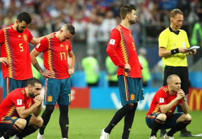فضيحة تهز إسبانيا.. "شيشة" واعتداء جنسي في المنتخب