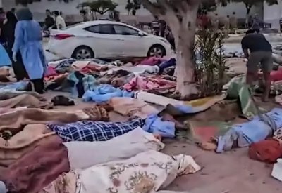 لا أكياس لحفظ الجثث وخوف من الوباء.. بحر درنة يلفظ المزيد
