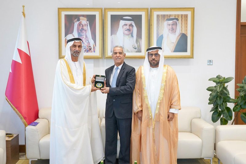 عبدالنبي سلمان: البحرين بقيادة الملك المعظم  تدعوا لترسيخ قيم الاعتدال والوسطية وتدعوا لحل كافة الصراعات والحروب بالطرق السلمية