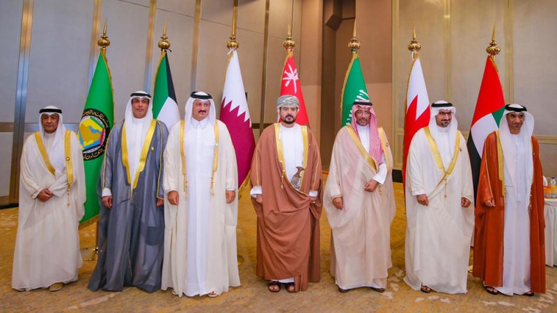 وزير الصناعة يشارك في أعمال اللقاء التشاوري الدوري لوزراء التجارة مع رؤساء اتحادات الغرف التجارية بدول المجلس