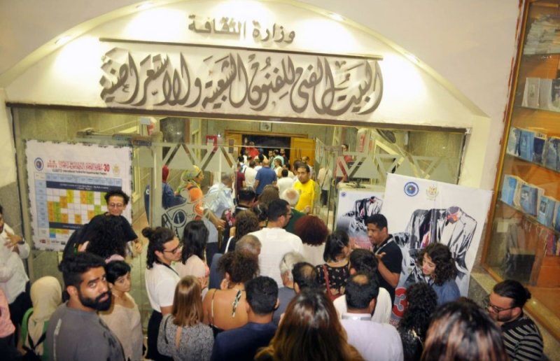 "السيد والعبد" للرويعي تشغل المسرحيين والصحافة العربية
