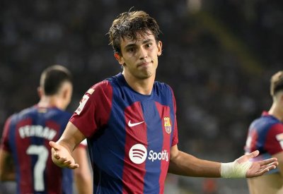 برشلونة يقسو على ريال بيتيس بـ 5 أهداف