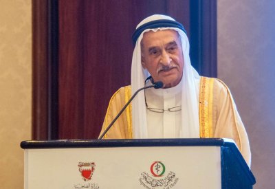 الشيخ محمد بن عبدالله لـ"البلاد" : تطبيق تجريبي للتأمين الصحي العام المقبل