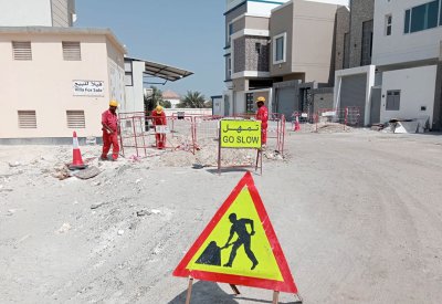 "الأشغال": البدء بأعمال مشروع إنشاء شبكة للصرف الصحي بمجمعي 381 و382 في النبيه صالح