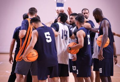 نادي المنامة يحط الرحال في سنغافورة ويرفع من جاهزيته في التمارين لبطولة كأس الاتحاد الدولي لكرة السلة