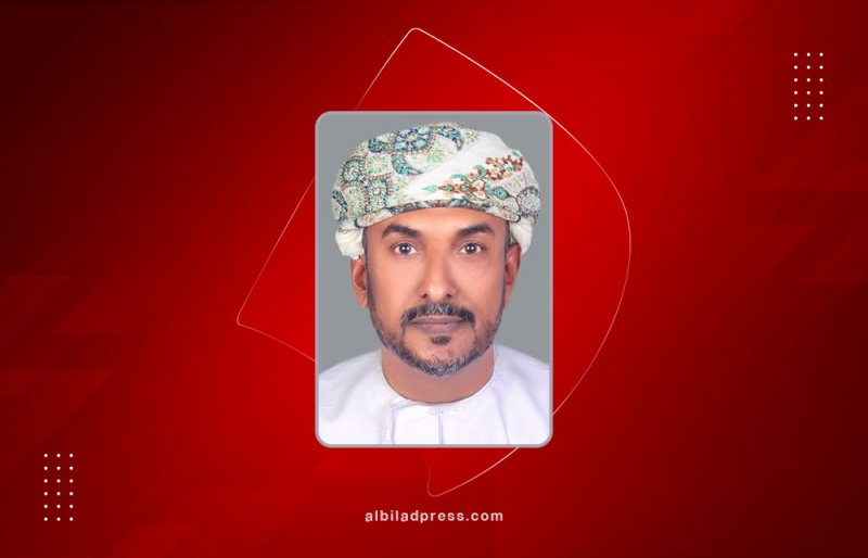 استقطاب المراسل السابق لـ"الشرق الأوسط" في عُمان أحمد باتميرا لكتاب "البلاد".. وغدا مقاله الأول
