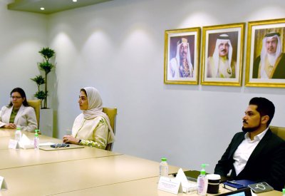 الأنصاري تعقد اجتماع عمل مع رئيسة الجامعة الملكية للبنات