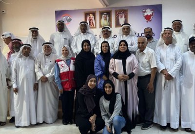 الوحدة المتنقلة لتوعية كبار السن تواصل زياراتها التوعوية والصحية