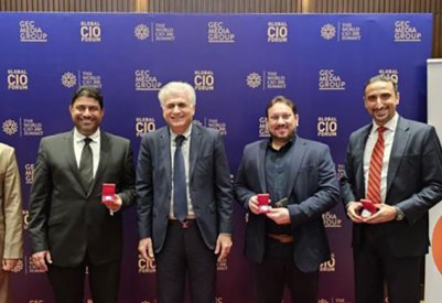 تكريم مدراء تقنية معلومات من مملكة البحرين في المرحلة النهائية لمؤتمر تكريم مدراء تقنية المعلومات في باكو