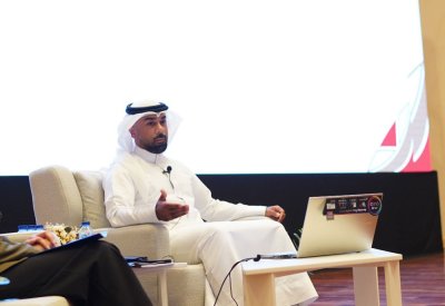 هل "البونس" حق مكتسب للموظف في البحرين .. رئيس المحكمة العمالية يجيب