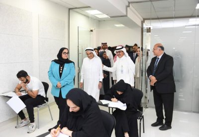 رئيس المجلس الأعلى للصحة يقوم بزيارة إلى جامعة الخليج العربي