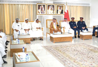 أهالي المحرق يهنئون باليوم الوطني السعودي.. مجالس المحرق تقيم الإحتفالات بكافة مدن وقرى المحافظة 