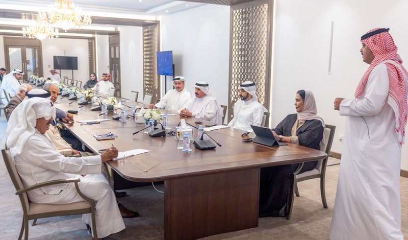 "أمانة الشورى" و"التنمية السياسية" ينظمان جلسة نقاشية حول "الإدارة الاحترافية لوسائل الإعلام الرقمي" لأعضاء "الشورى"