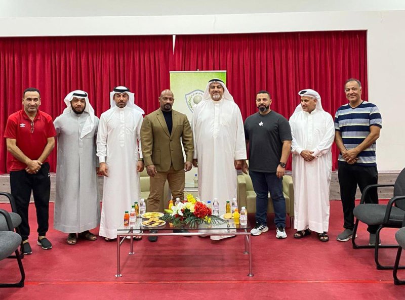 التوبلاني يستقبل الحداد ويبحث معه سبل اعادة كمال الأجسام بالنادي