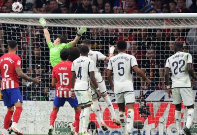 ريال مدريد "المتواضع" يخسر الديربي بثلاثية مع الرأفة