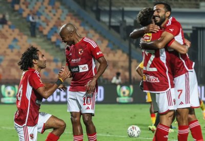 الأهلي المصري يضع قدما في دور مجموعات أبطال أفريقيا