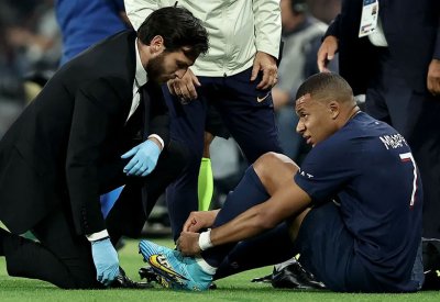 مدرب سان جرمان يكشف تفاصيل إصابة مبابي في الكلاسيكو
