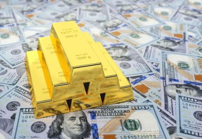تحوّل تاريخي في علاقة الذهب بالدولار.. إلى أين تتجه الأسعار؟