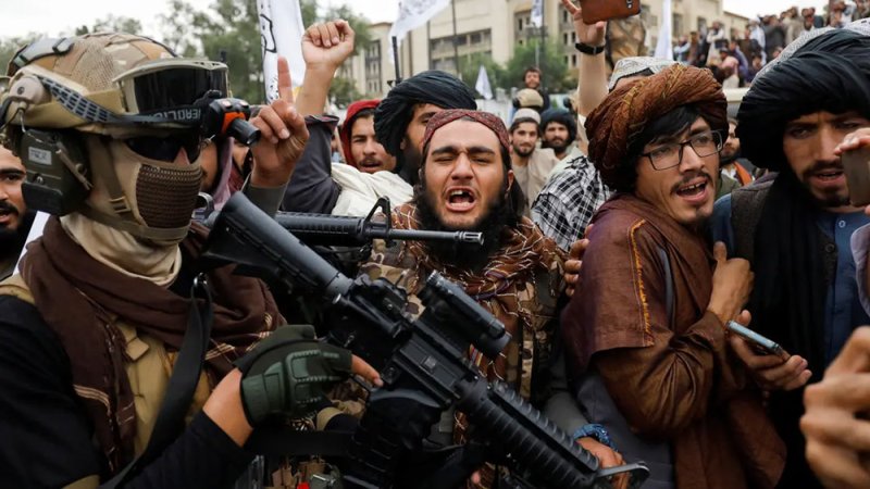 لتنفيذ خطة أميركية.. طالبان تتعاون مع هواوي الصينية