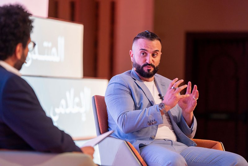 كريس فيد يسلّط الضوء  على جاذبية تلفزيون الواقع